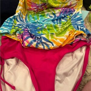 Kim Rogers Leaf print multi colored bathing suit NWT size small